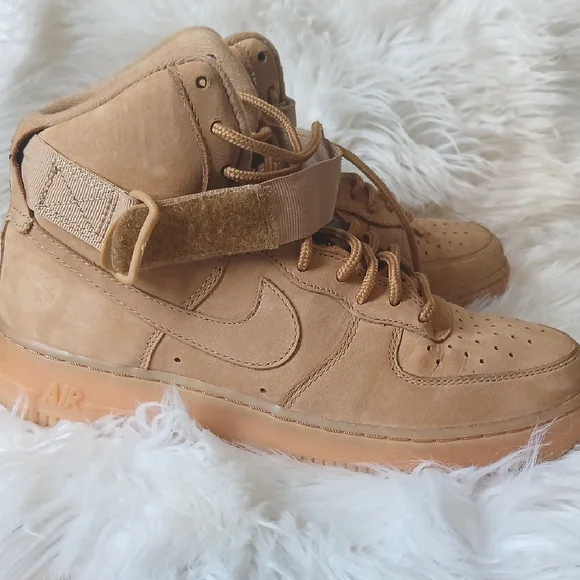 Nike Tan High-Top Sneakers - Picture 2 of 11